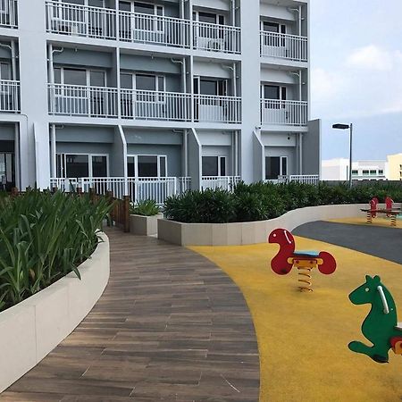 Smdc Breeze Residences By Dominga Manila Exterior photo