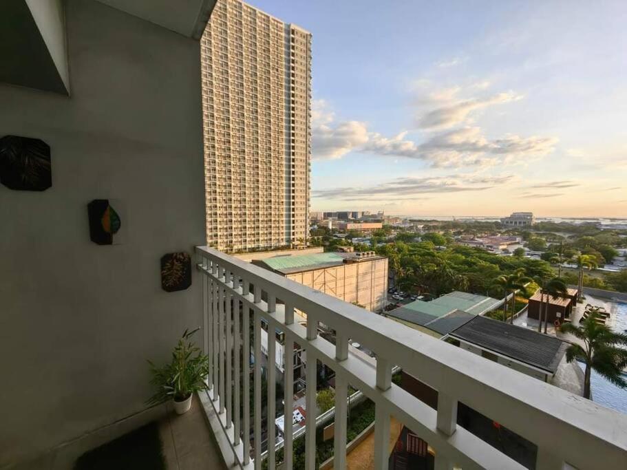 Smdc Breeze Residences By Dominga Manila Exterior photo