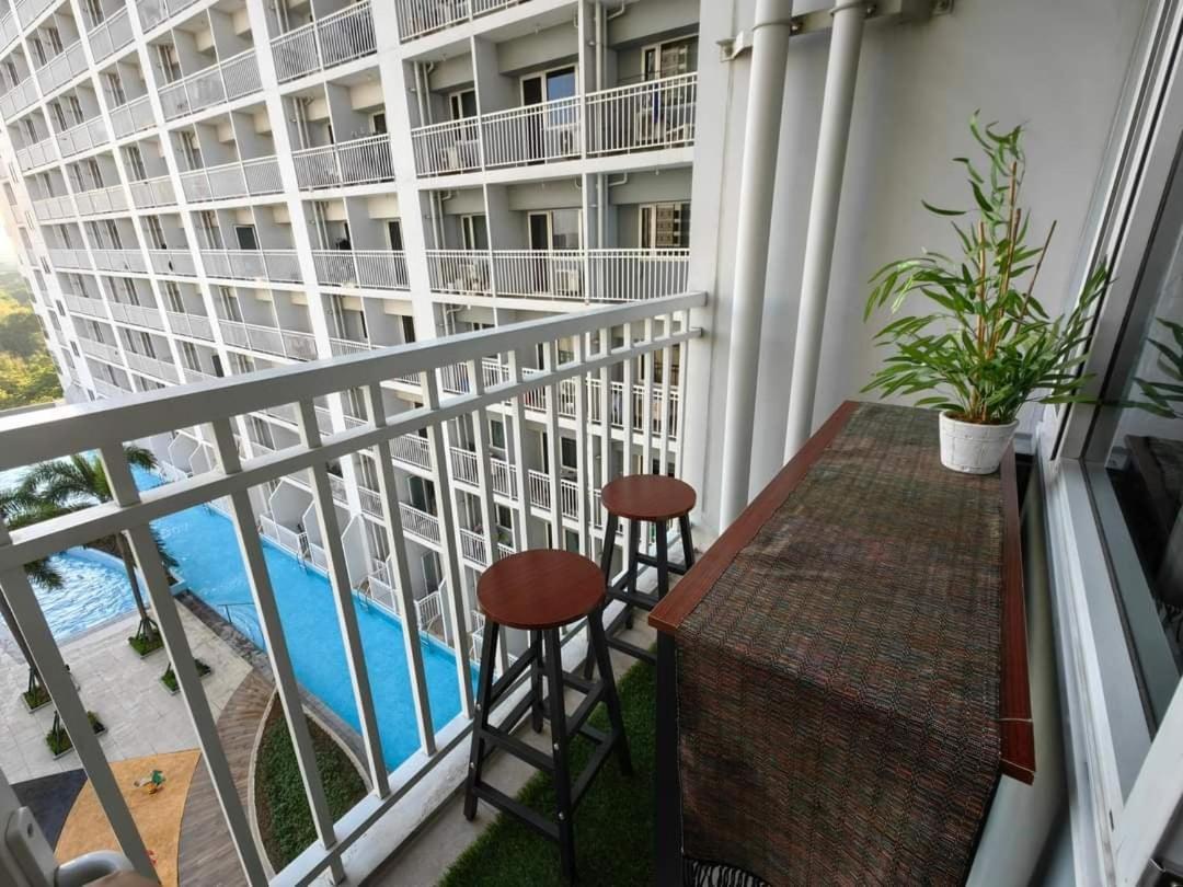 Smdc Breeze Residences By Dominga Manila Exterior photo