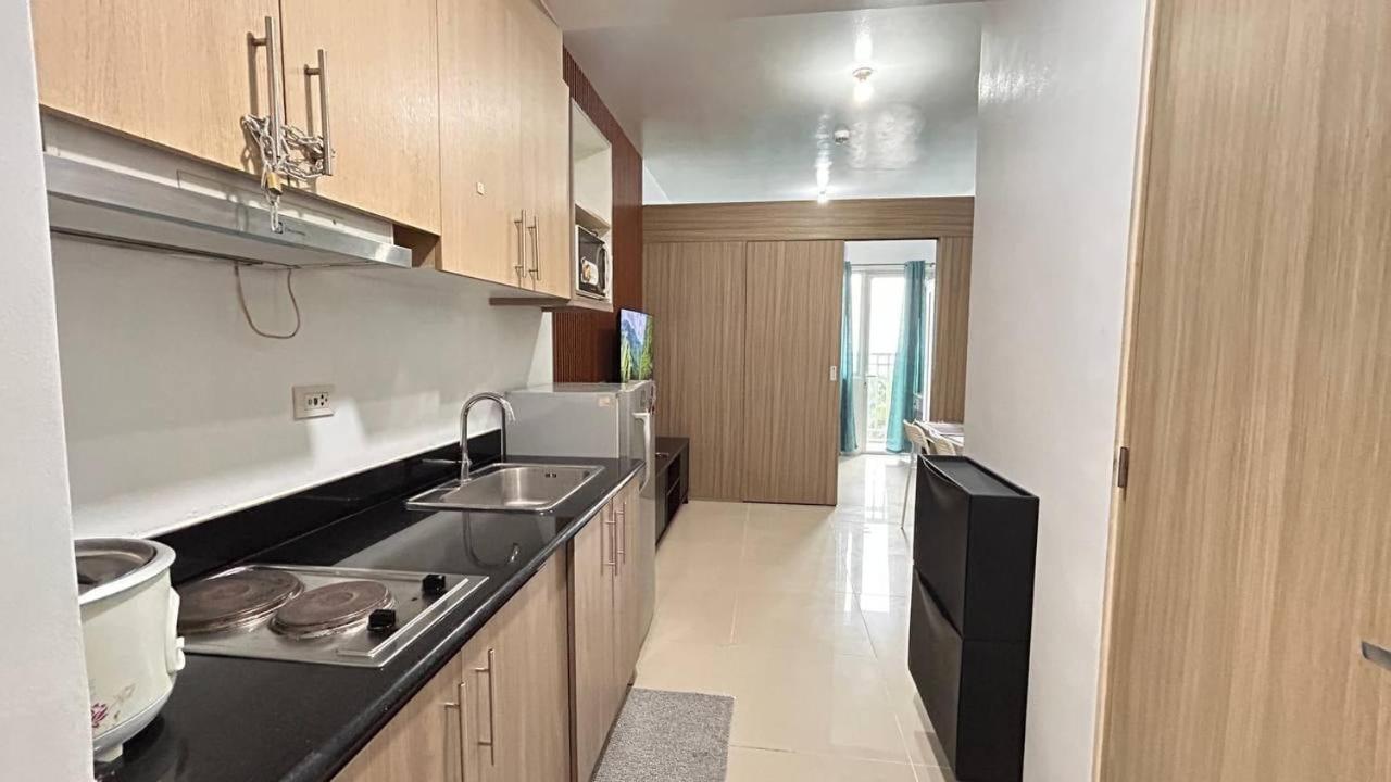 Smdc Breeze Residences By Dominga Manila Exterior photo